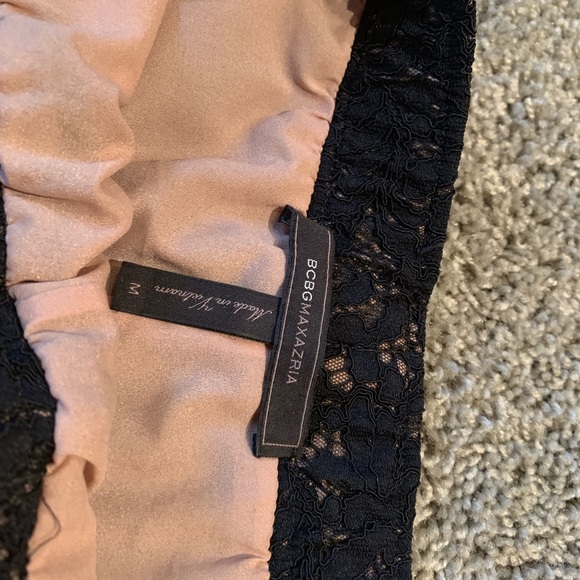 NWOT lace BCBG shorts - Picture 5 of 6